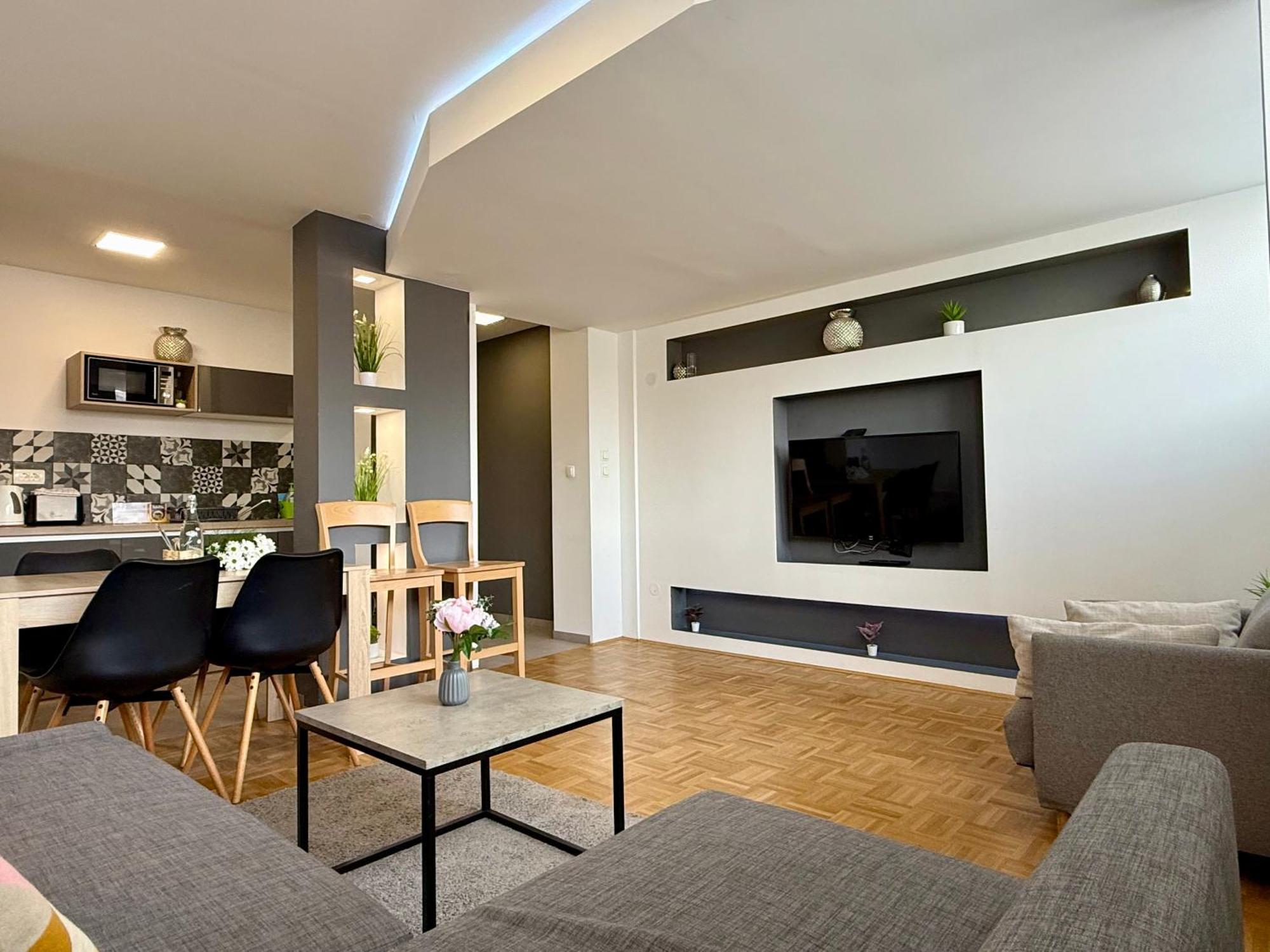 Apartments Park Siska 卢布尔雅那 外观 照片